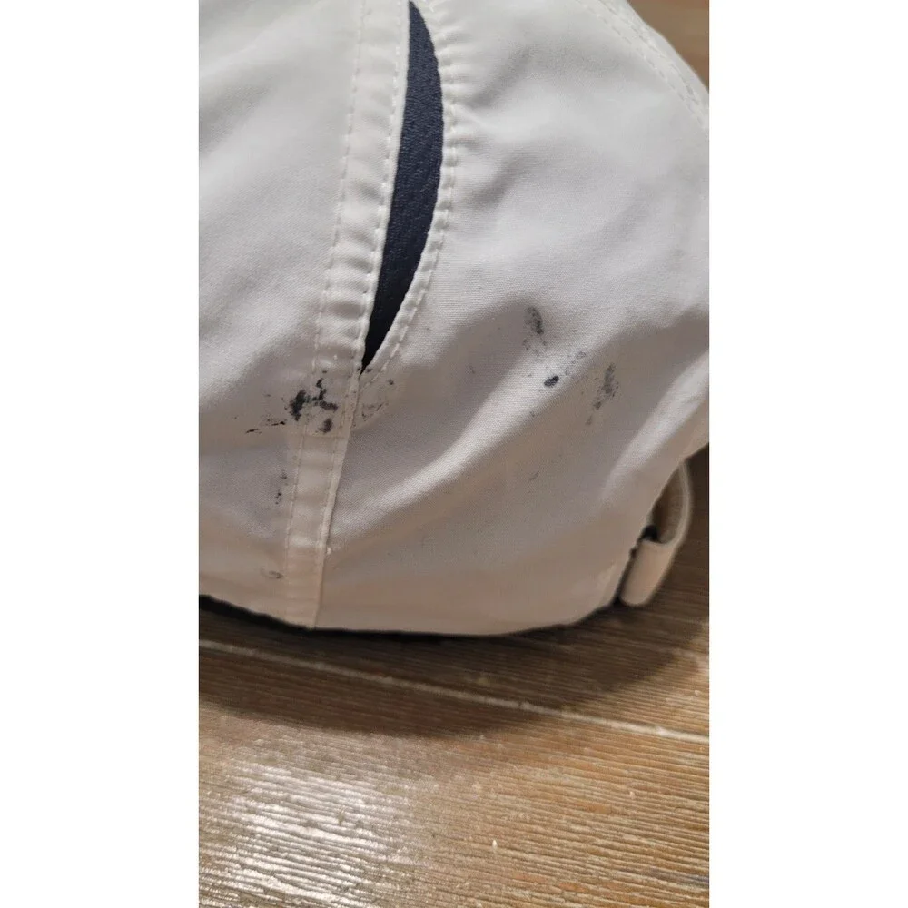 NIKE Youth White Featherlight Cap Unisex DRI-FIT Tennis Run Golf  Yoga Hat